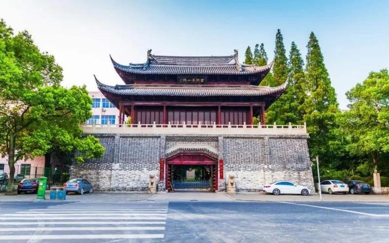 上海市松江二中科技特长生政策